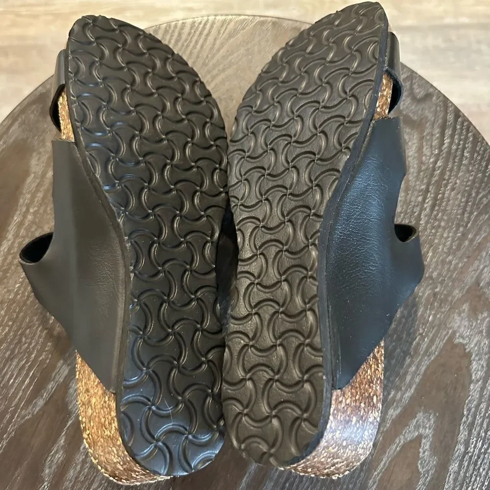 Natural Reflections Whitney Wedge Sandals size 11 NWOT